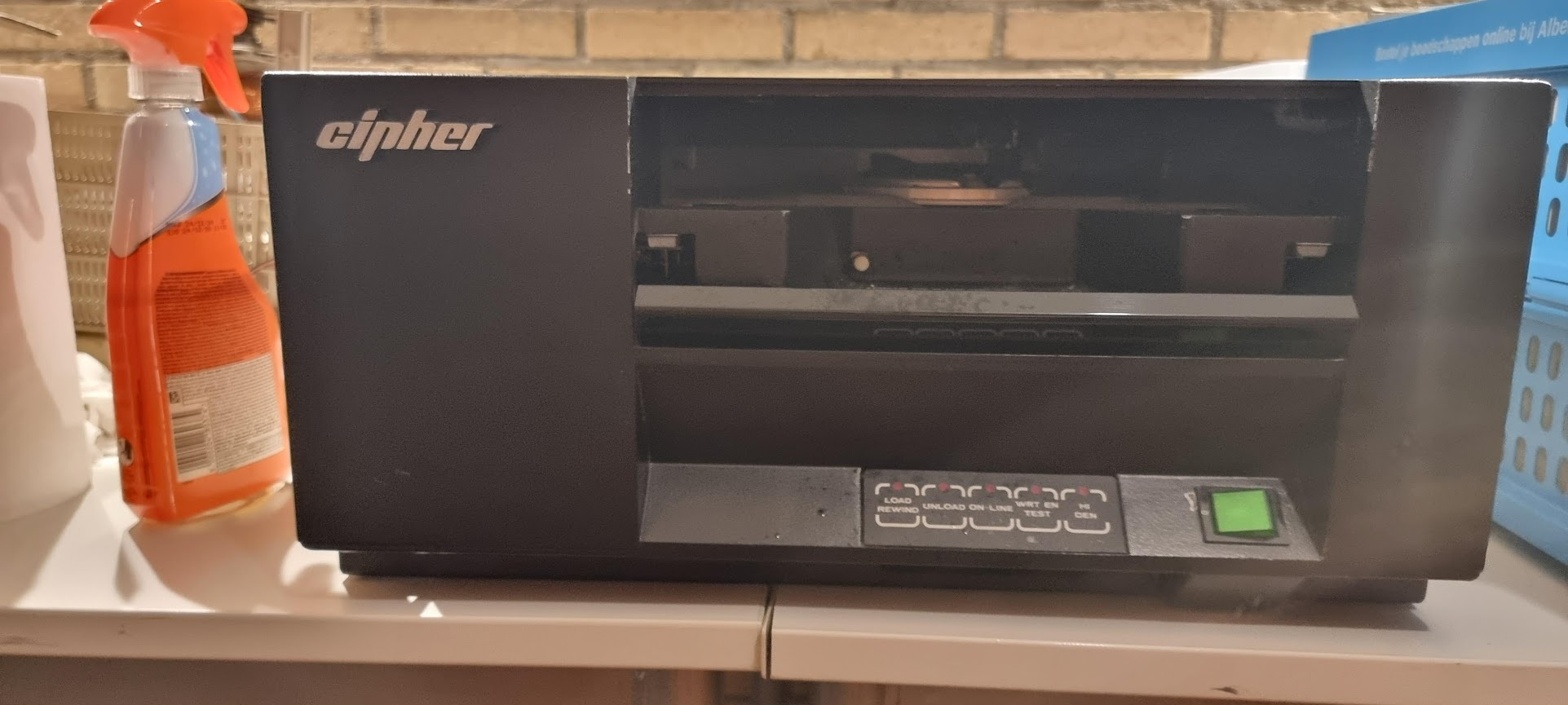 Tape unit